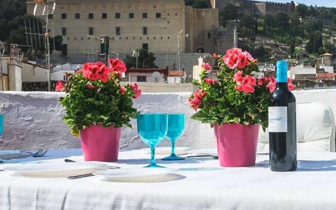 Alojarse en el Casco Antiguo de Sagunto: Historia y Encanto
